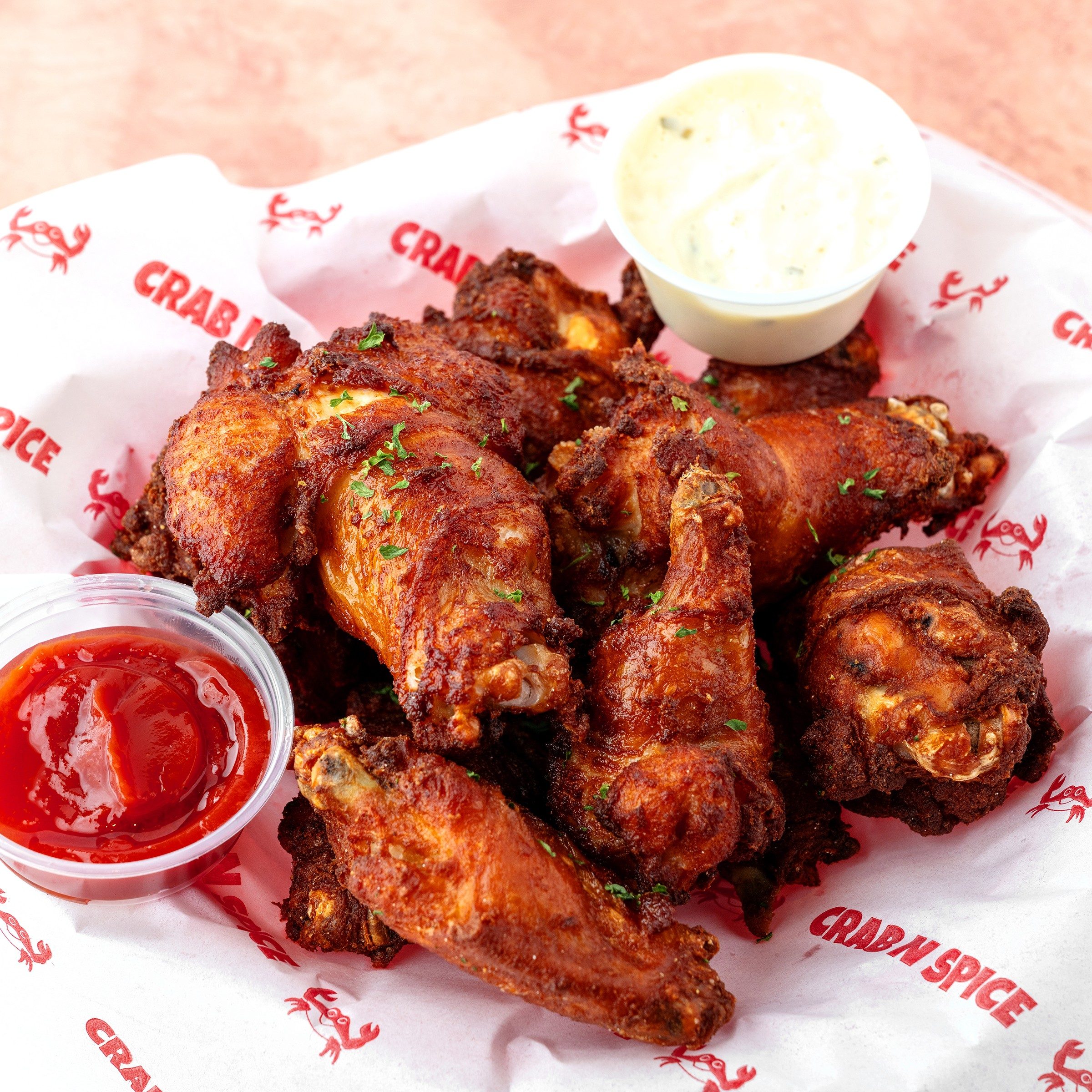 Chicken Wings Basket with fries.